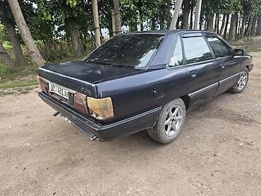 1988: Audi 100: 1988 г., 2.3 л, Механика, Бензин, Седан — 4