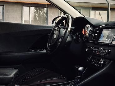 кона 2020: Kia Niro: 2019 г., 1.6 л, Автомат, Гибрид, Кроссовер — 3