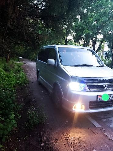 семейный авто: Honda Stepwgn: 2003 г., 2 л, Автомат, Бензин, Минивэн — 7