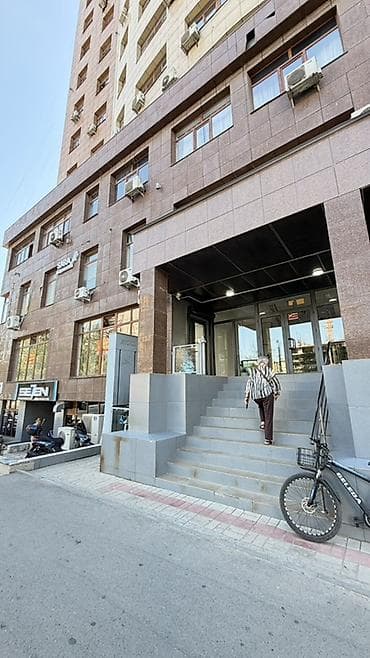 seven development: Аренда офисов, 30 м², В бизнес центре, 1 линия — 7