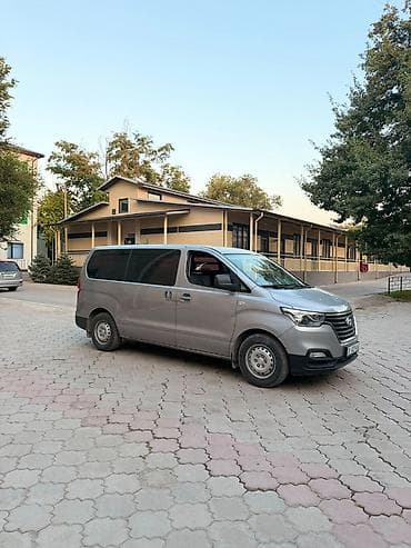 transporter multivan: Hyundai H-1: 2018 г., 2.5 л, Автомат, Дизель, Фургон — 6