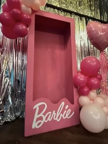 кадр: Barbie-Box - Фото-зона/стойка в стиле Barbie — большая розовая — 6
