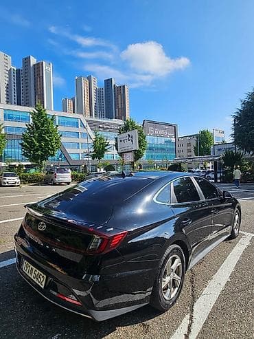 Продажа авто: Hyundai Sonata: 2022 г., Автомат, Бензин, Седан — 4