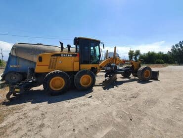 Услуги грейдера, качественная работа, планировка