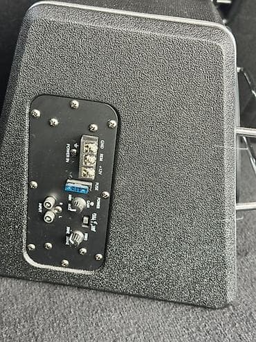 microlab solo: Сабвуфер KLANG в корпусе с встроенным усилителем - Тип: активный — 4