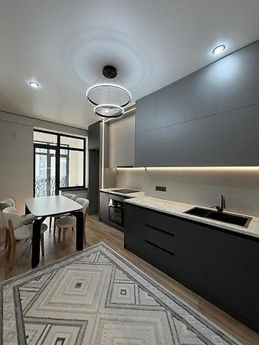 сквер: 2 комнаты, 78 м², Элитка, 9 этаж, Дизайнерский ремонт — 9