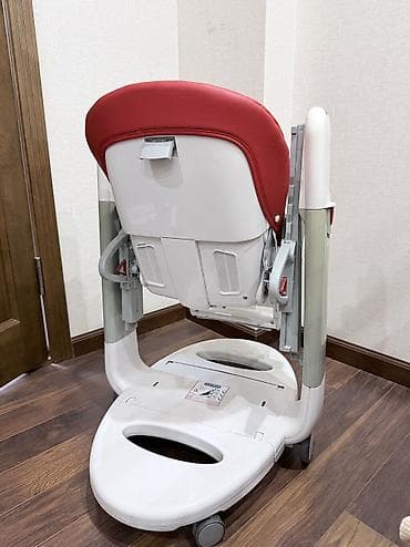 обмен вещи: Стульчик для кормления Peg perego — 8