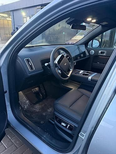 машина ош тико: Lixiang L7: 2025 г., 1.5 л, Электромобиль, Кроссовер — 5