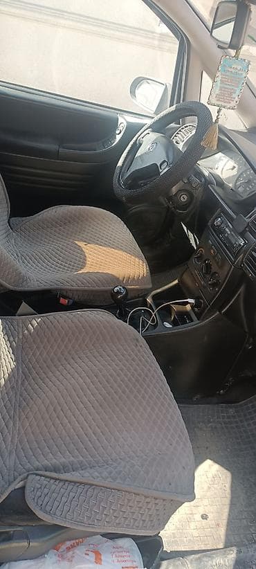 запарож машина: Opel Zafira: 2003 г., 1.8 л, Механика, Газ, Минивэн — 8