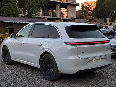 Продажа авто: Lixiang L6: 2024 г., 1.5 л, Автомат, Гибрид, Кроссовер — 8