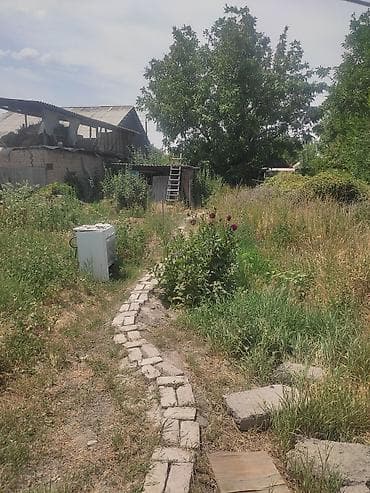 Кыймылсыз мүлк: Продаю дачу. г. Бишкек, Гэс-6.Дачи"Энергетик".5соток, 3комнаты. Свет — 5