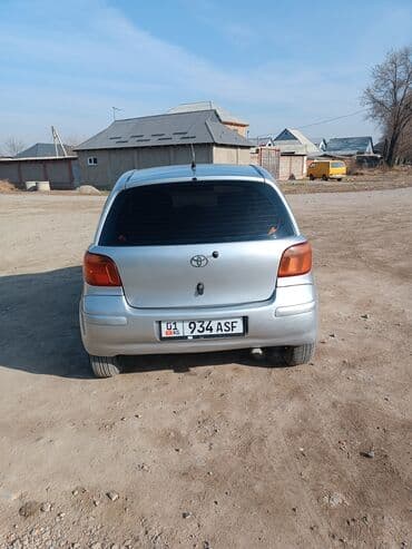 авто с последующим выкупом бишкек: Toyota Yaris: 2005 г., 1.3 л, Механика, Бензиновая, Хэтчбэк — 4
