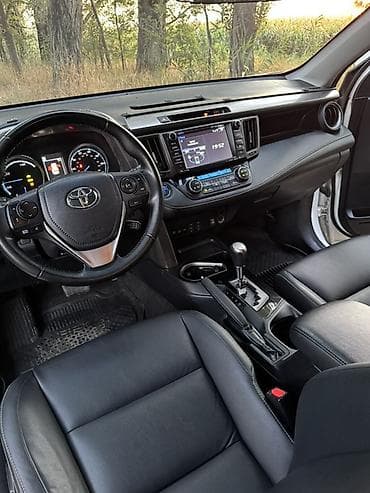 клима: Toyota RAV4: 2017 г., 2.5 л, Автомат, Гибрид, Кроссовер — 1