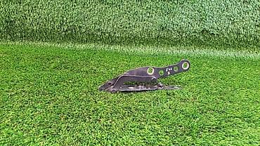 bew e34: Петля капота R Е46 8 200 124 Год 2004 В отличном состоянии, очень — 1