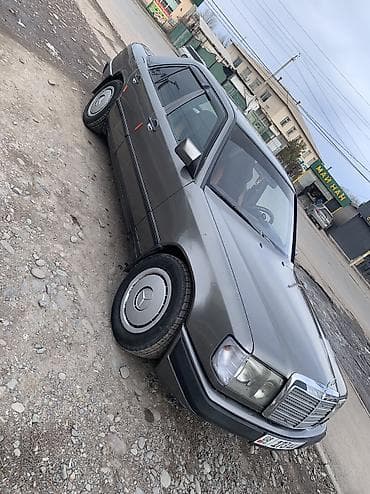 Mercedes-Benz W124: 1988 г., 2.3 л, Кол менен иштөөчү, Бензин, Седан — 2