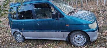 Daihatsu Move: 1999 г., 1 л, Механика, Бензиновая, Минивэн