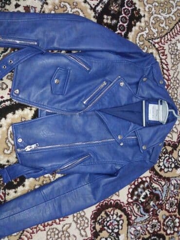 Айымдардын кийими: Кожаный куртка оригинал Bershka 42-44размер Новый Купила за 5500 Отдам — 1