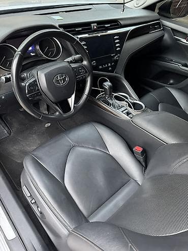 Транспорт: Toyota Camry: 2017 г., 2.5 л, Вариатор, Гибрид, Седан — 10