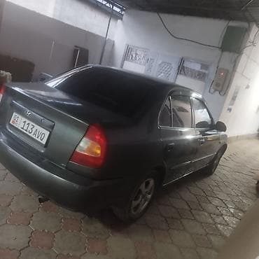 Hyundai Accent: 2003 г., 1.5 л, Механика, Бензин, Седан