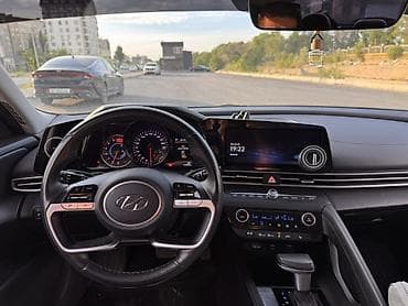 соната ден8: Hyundai Avante: 2021 г., 1.6 л, Вариатор, Бензин, Седан — 5