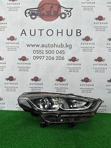 Автозапчасти: Передняя правая фара Hyundai 2018 г., Б/у, Оригинал, Корея — 1