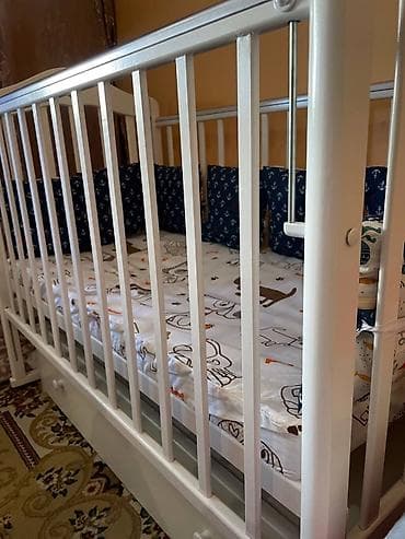 Керебеттер: Детская кроватка с маятниковым механизмом и выдвижным ящиком - Цвет — 4