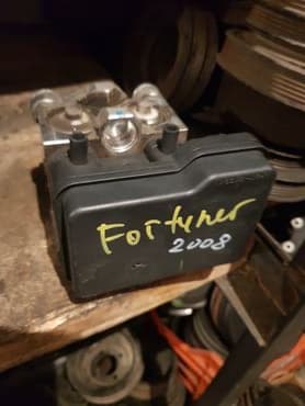 система форсунок: Toyota Fortuner ABS, Тойота Фортунер АБС блок Антиблокировочная — 1