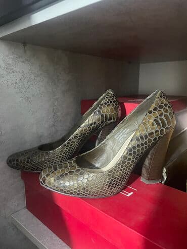 туфли беж цвет: Размер: первые 5 фото 35-36 
6-10 фото 36 
11 фото 37 — 10