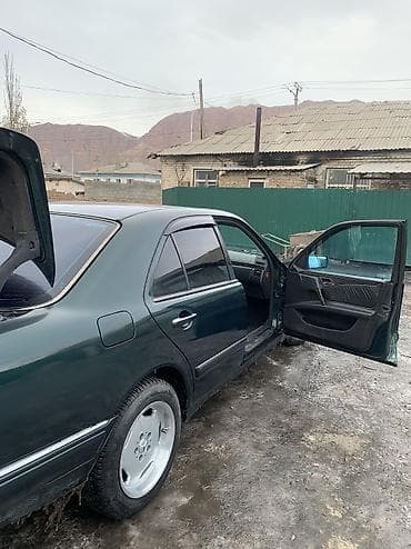 subaru legacy be5: Mercedes-Benz E-Class: 1997 г., 2.3 л, Автомат, Бензин, Седан — 7