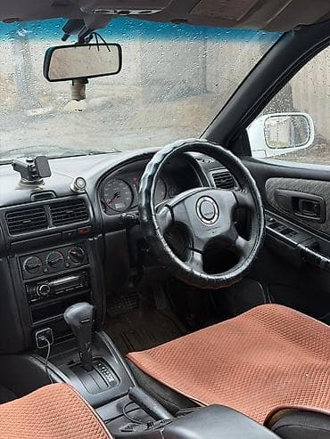 nisan leaf: Subaru Impreza: 1997 г., 2 л, Автомат, Бензин, Хэтчбэк — 5