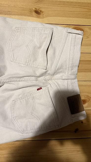 Личные вещи: Levi’s Premium – женские вельветовые брюки - Модель: 70s High Flare - — 4
