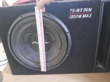 колонка усилитель микшер: Тип: Пассивный корпусный сабвуфер фазоинверторного типа. Мощность — 3