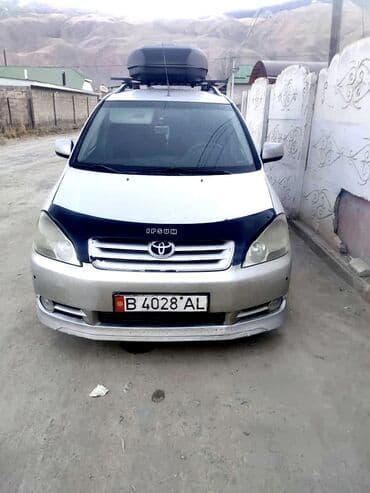 тайоьа: Toyota Ipsum: 2001 г., 2.4 л, Механика, Газ, Минивэн — 1