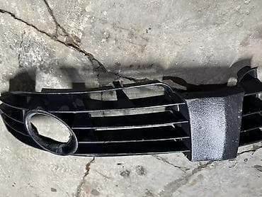 туманники пассат б3: Решетка радиатора Volkswagen 2002 г., Б/у, Оригинал — 4