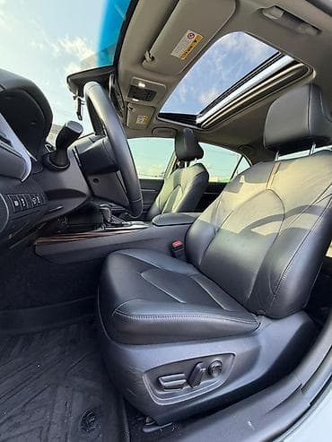 Продажа авто: Toyota Camry: 2019 г., 2.5 л, Вариатор, Гибрид, Седан — 5