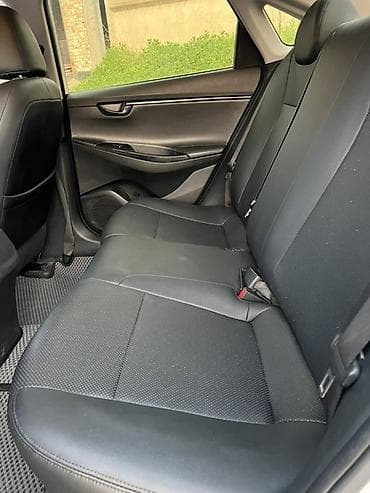 ct 200h: Hyundai Celesta: 2019 г., 1.6 л, Автомат, Бензин, Седан — 6