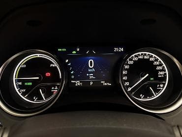e2 byd: Toyota Camry: 2021 г., 2.5 л, Вариатор, Гибрид, Седан — 5