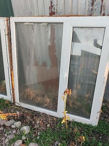 Эшиктер жана комплектөөчүлөр: Даяр пластик терезеле, Терезе түрү: Балкон, Колдонулган, Орнотуусуз, Бөлүп төлөө жок — 2