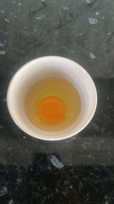 ящик для кур: Куриные яйца столовые, фасованные - Яйца светло-коричневой и кремовой — 4