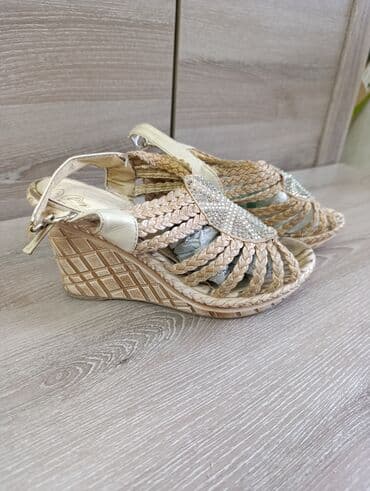 вафельница купить бишкек: Басаножки .
в отличном состоянии.
Размер 39 — 3