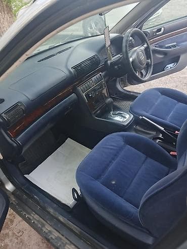 Audi A4: 1999 г., 2.4 л, Автомат, Седан