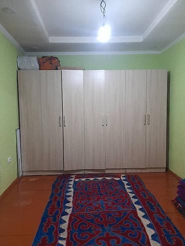 ош области: Продаётся дом в Сокулукском районе, рядом с трассой. 4 комнаты, все — 2