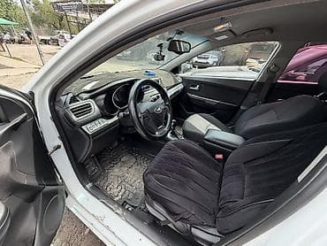 kia rio 2017: Kia Rio: 2015 г., 1.6 л, Автомат, Бензин, Седан — 5