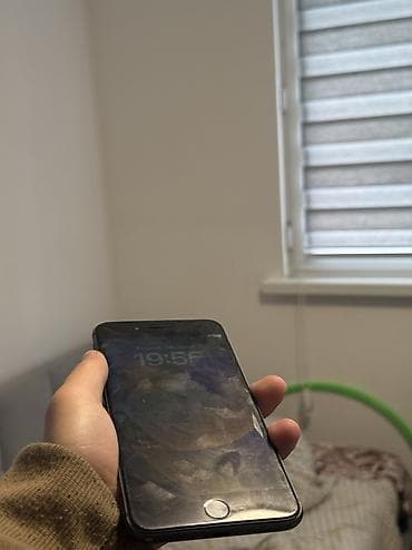 телеви: IPhone 8 Plus, Новый, 256 ГБ, Jet Black, Защитное стекло, Кабель, 100 % — 3