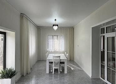 Кыймылсыз мүлк: 200 м², 7 бөлмө, Балдарсыз түгөйлөргө — 6
