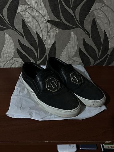 мужские футболки филипп плейн: Мужские слипоны Philipp Plein - Цвет: черный с белой подошвой - — 1