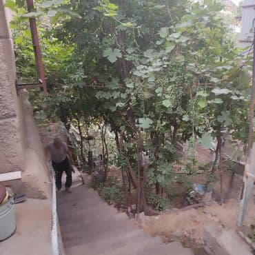 очен срочно: Үй, 77 кв. м, 4 бөлмө, Кыймылсыз мүлк агенттиги, Эски ремонт — 12