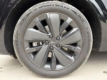 model y: Lixiang L6: 2025 г., Автомат, Гибрид, Кроссовер — 10