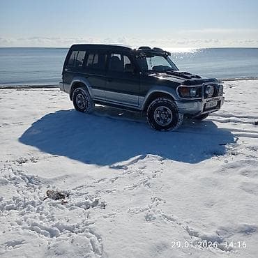 авто в такси: Mitsubishi Pajero: 1993 г., 2.9 л, Механика, Дизель, Внедорожник — 7