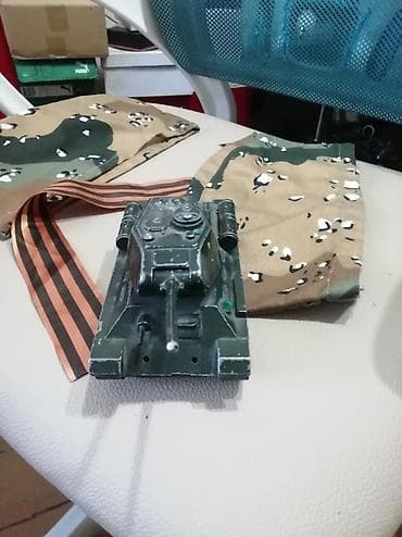 Игрушки: Игрушечный танк Т-34, металлическая модель - Масштаб приблизительно — 5